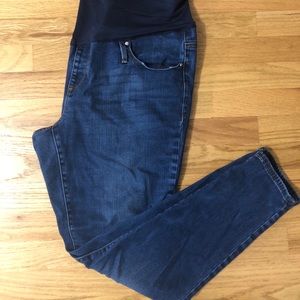 Gap Maternity True Skinny Jeans size 32